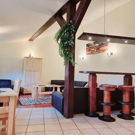 克鲁帕吉24号公寓 *